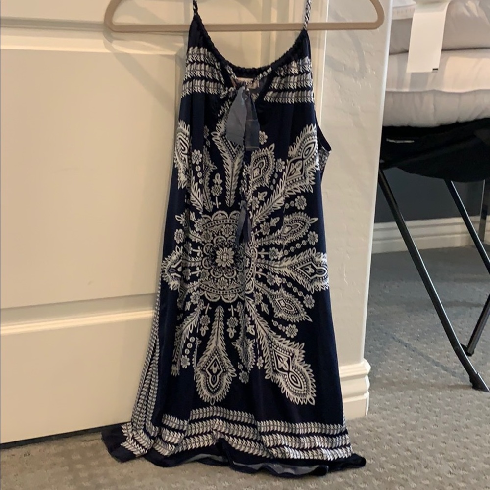 1.2.3 navy and white top